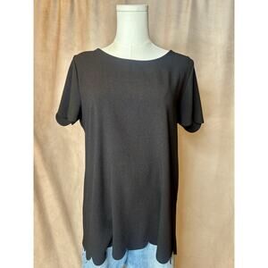 Vanilla Bay Black Scalloped Hem Blouse Relaxed Short Sleeve Top M